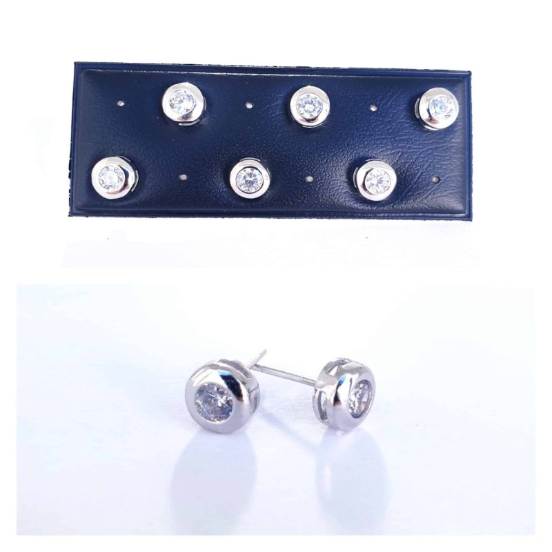 Pendientes punto de luz 4mm