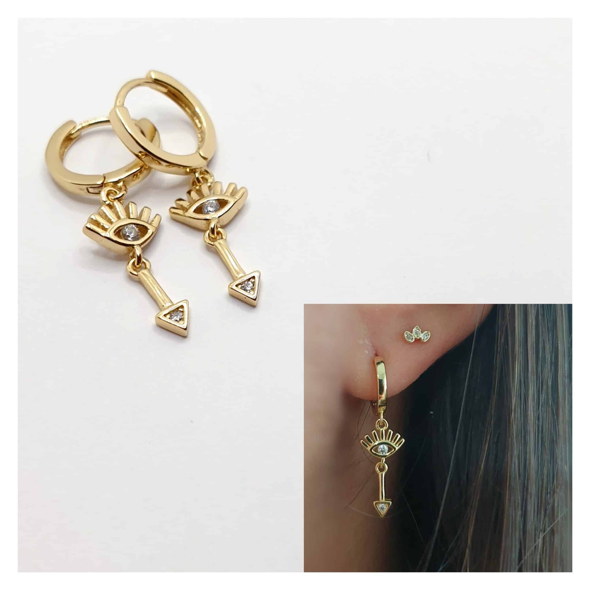 Pendientes amuleto oro